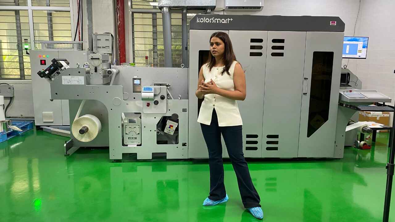 Holosafe goes digital | Labels & Labeling
